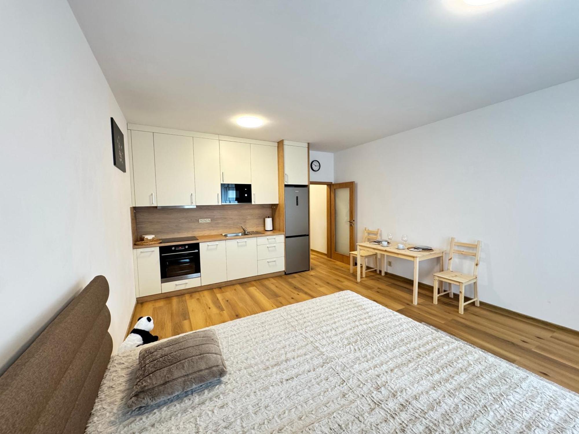 Riverside Apartment Praha Exterior photo